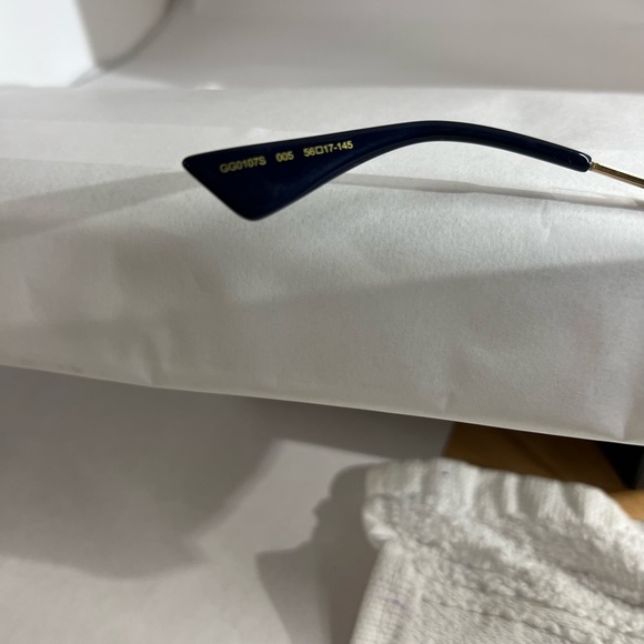 Gucci sunglasses - Picture 3 of 3